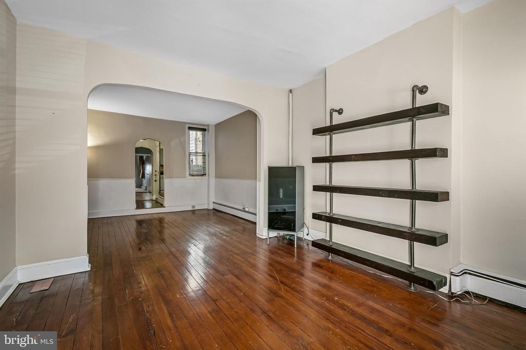 719 S Montford Avenue - Photo 8