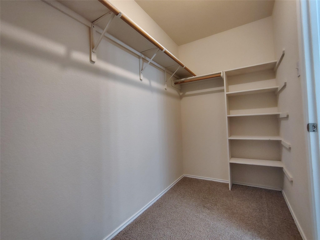 100 Steven St - Photo 18
