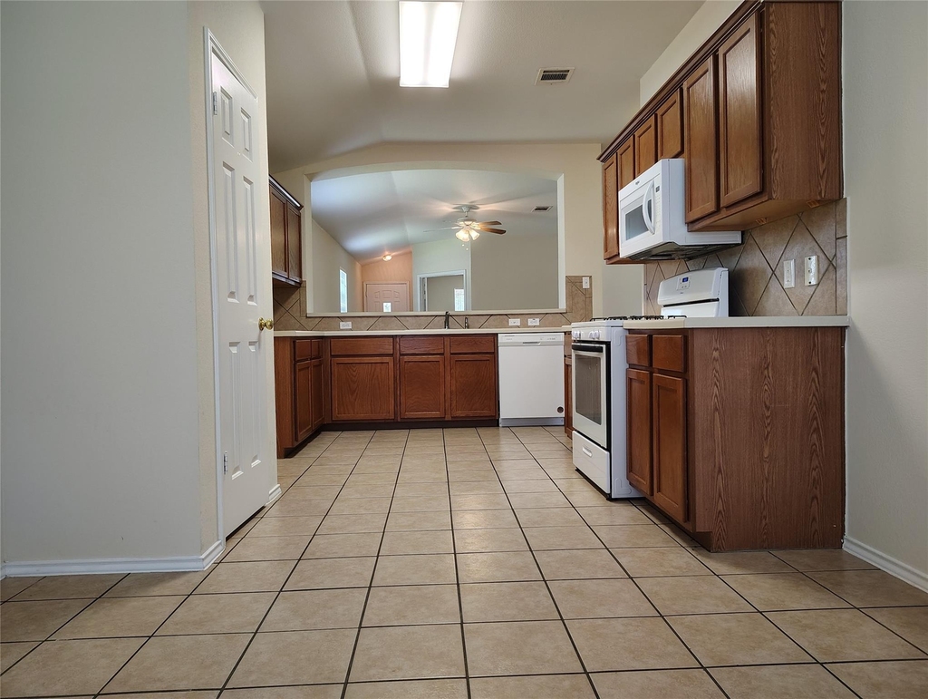 100 Steven St - Photo 10