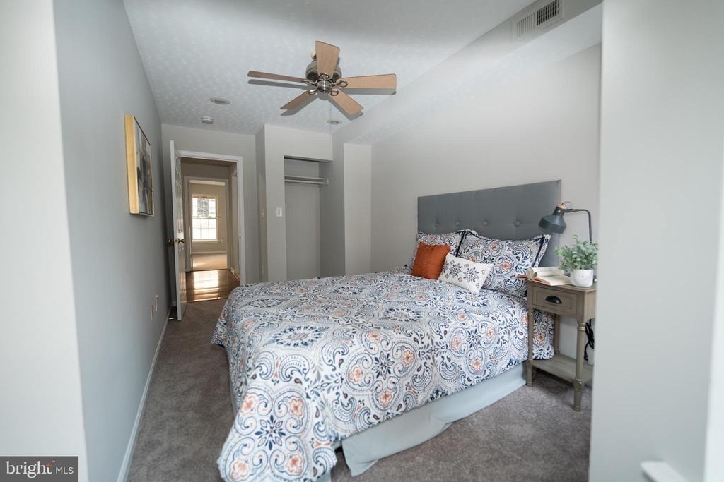 1119 Race Street - Photo 15