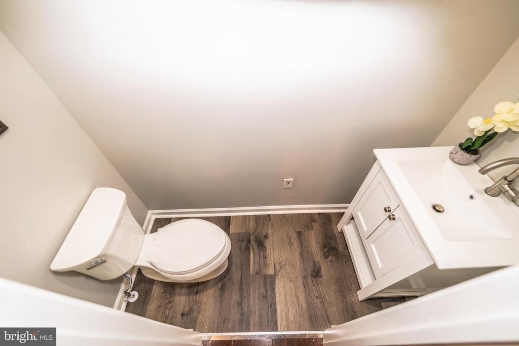1119 Race Street - Photo 12