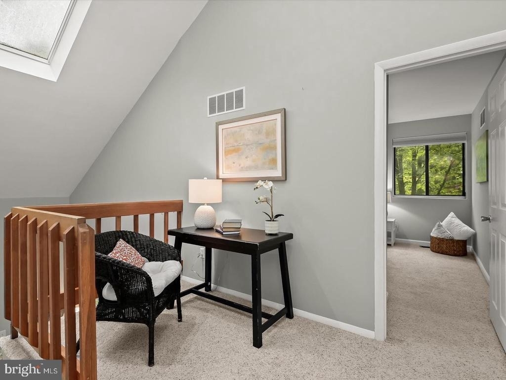285 Michener Court E - Photo 5