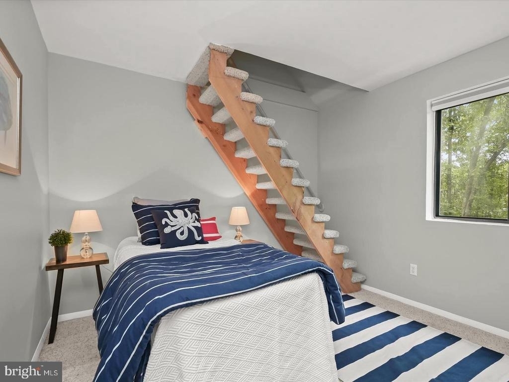 285 Michener Court E - Photo 10