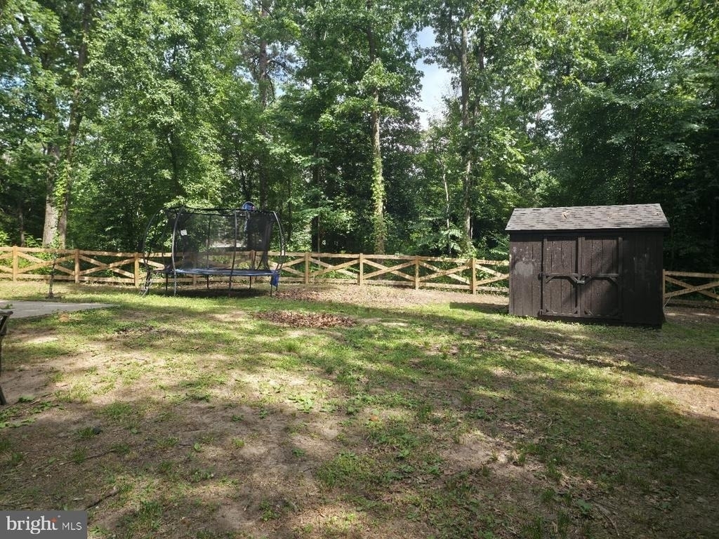 285 Michener Court E - Photo 24