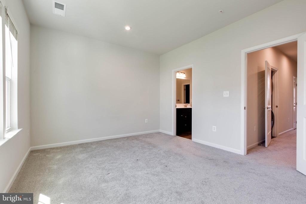 188 Woodgate Circle - Photo 17