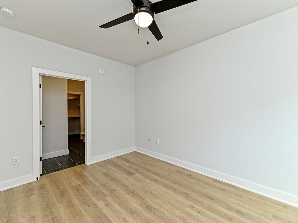2500 Longview St - Photo 5