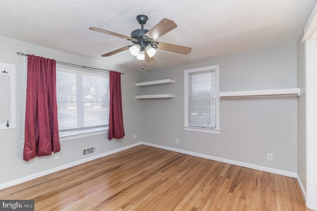 25 Birch Avenue - Photo 8