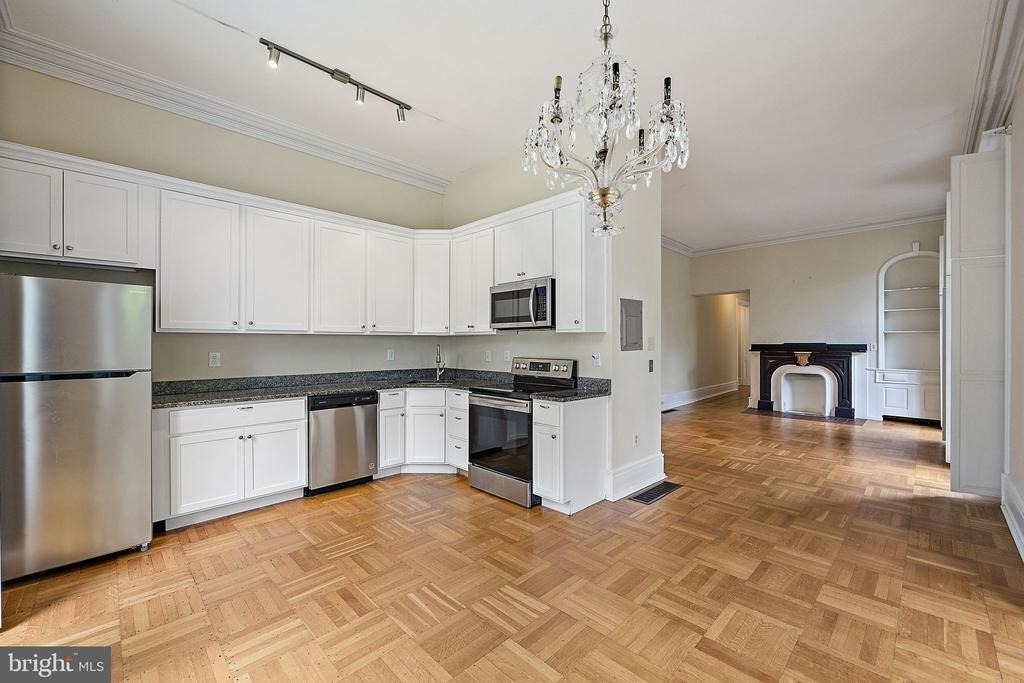 1401 Delaware Avenue - Photo 0
