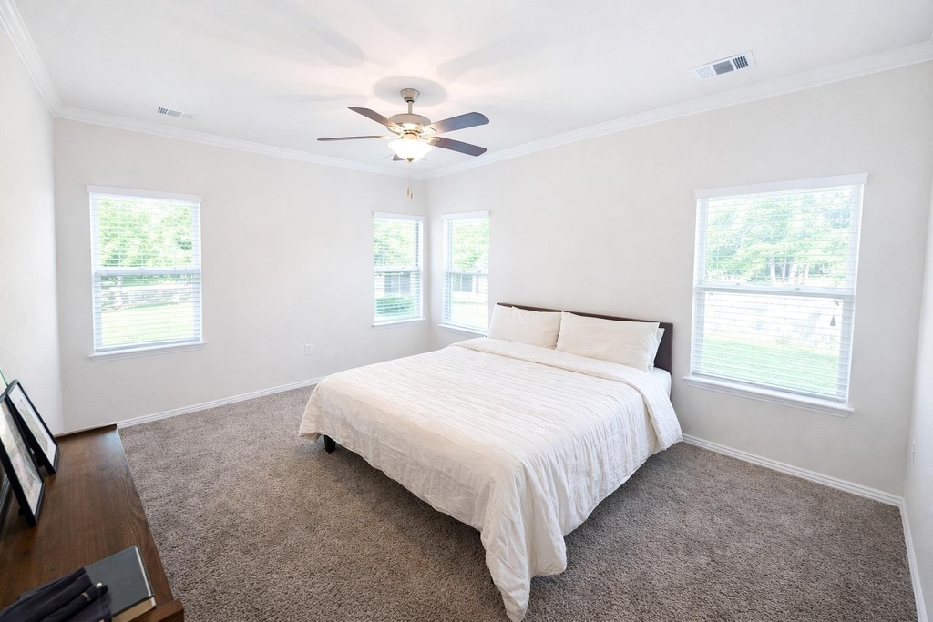 10012 Epic Knoll Dr - Photo 15