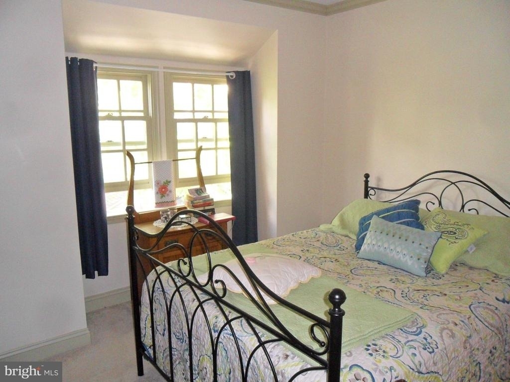 222 Delaware St. - Photo 6