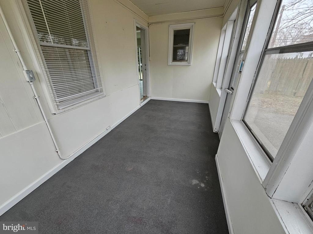 73 Upland Avenue - Photo 17