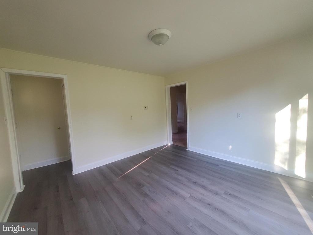 73 Upland Avenue - Photo 13
