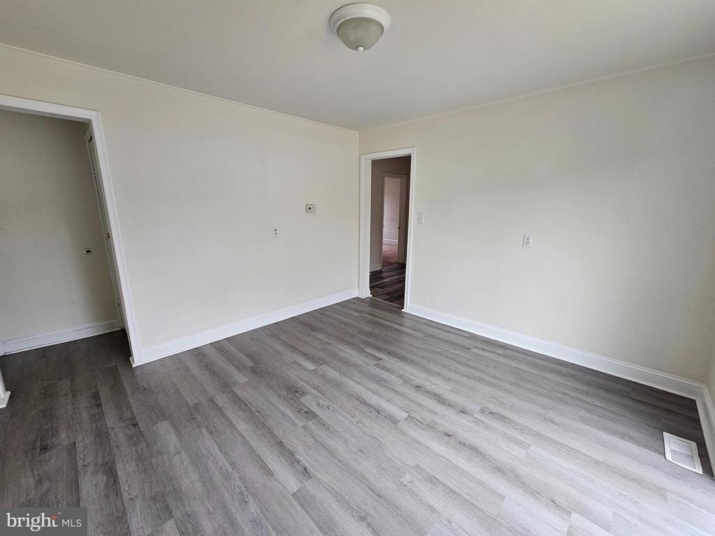 73 Upland Avenue - Photo 9