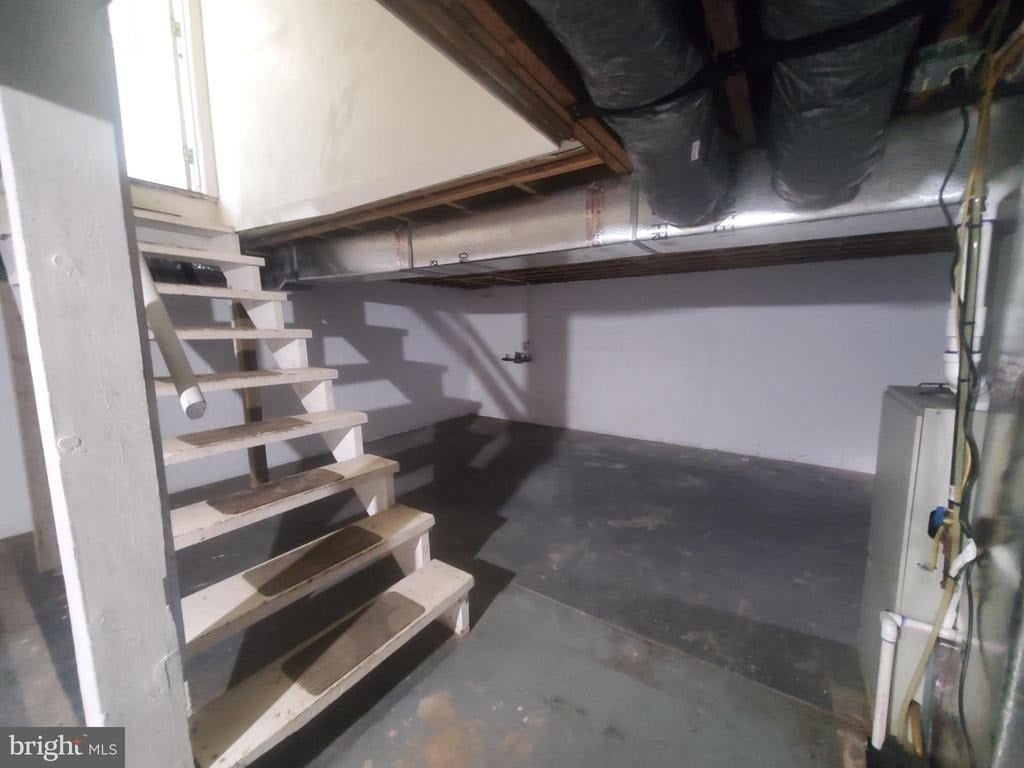73 Upland Avenue - Photo 32