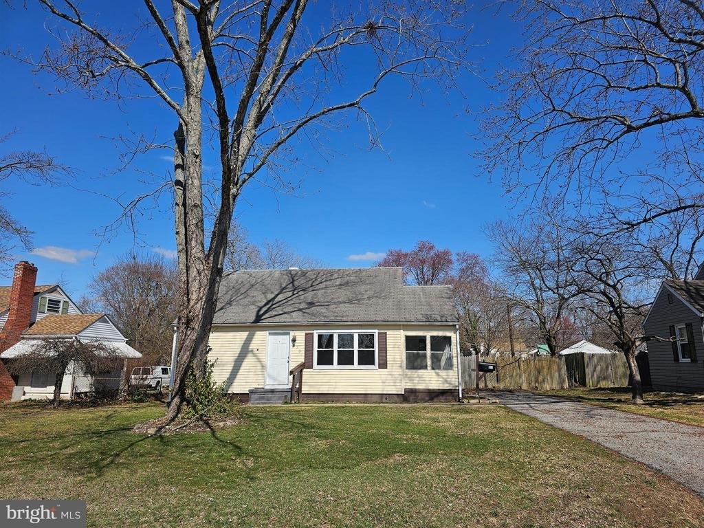 73 Upland Avenue - Photo 1