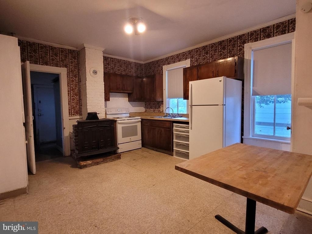 222 N Bradford Street - Photo 8