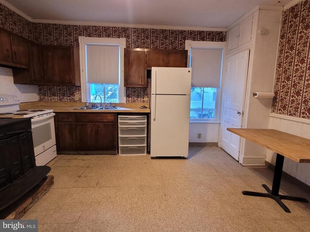 222 N Bradford Street - Photo 11