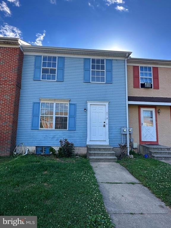 318 Stonebrook Place - Photo 1