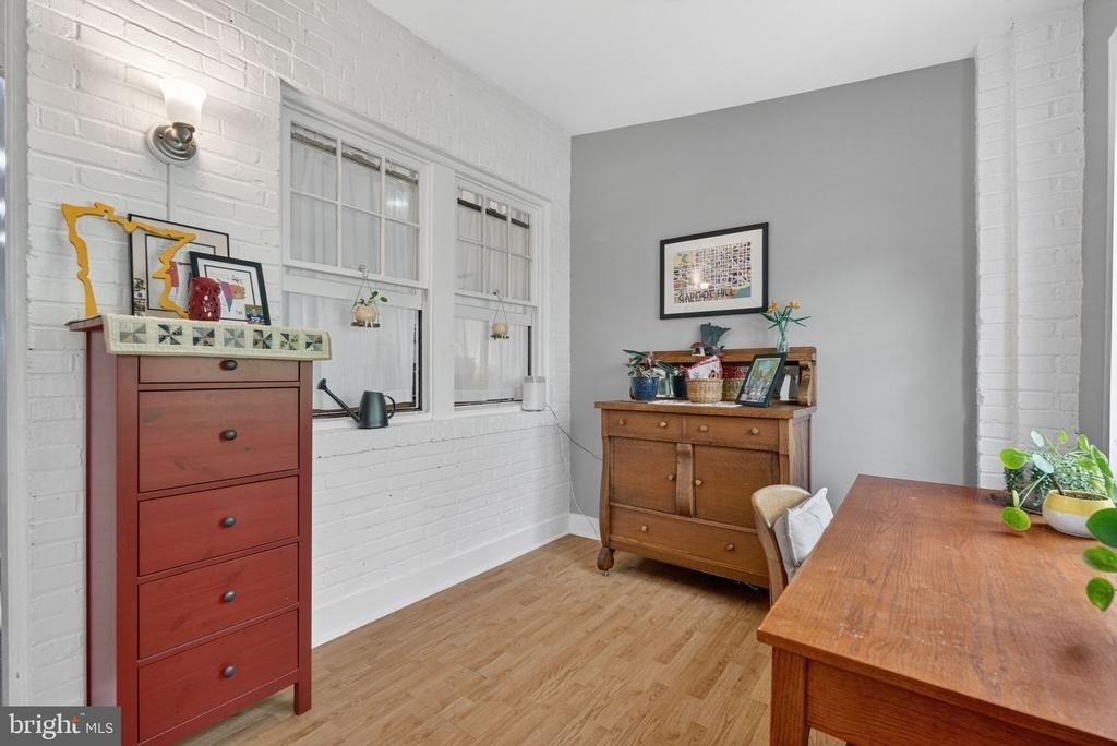 1836 Independence Avenue Se - Photo 17