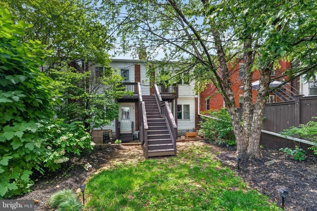 1836 Independence Avenue Se - Photo 21