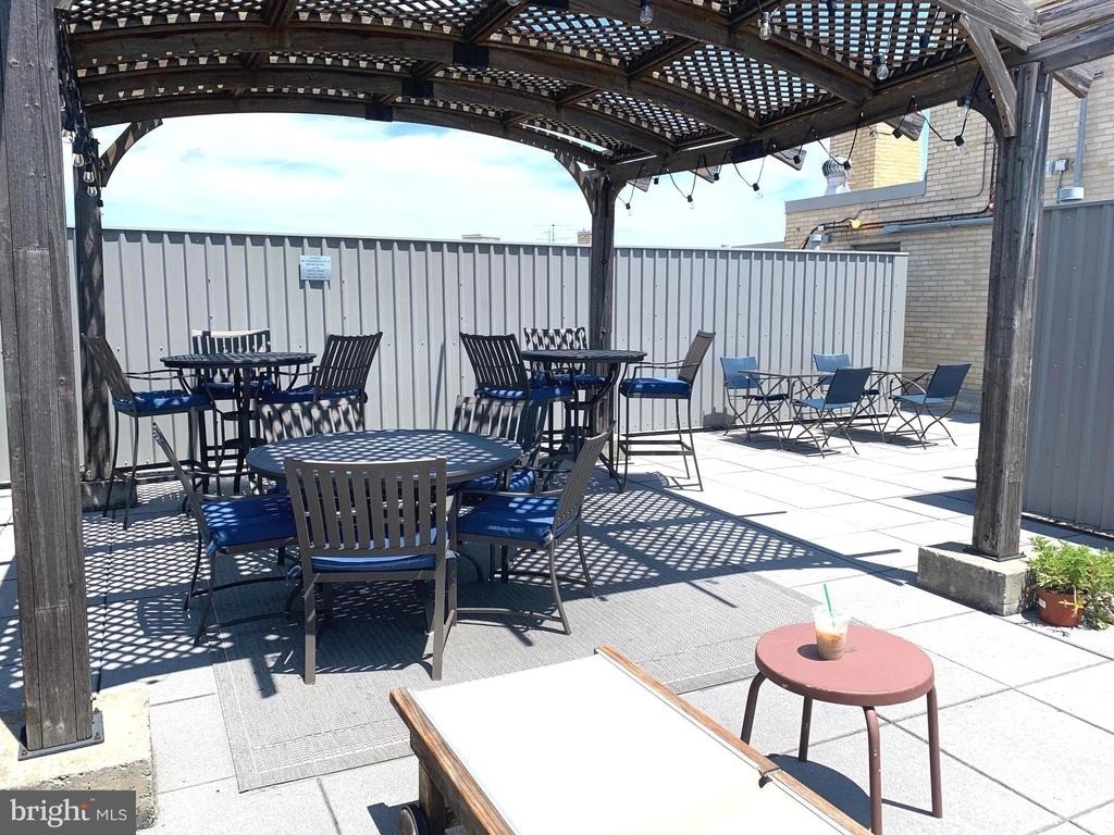 1711 Massachusetts Avenue Nw - Photo 11