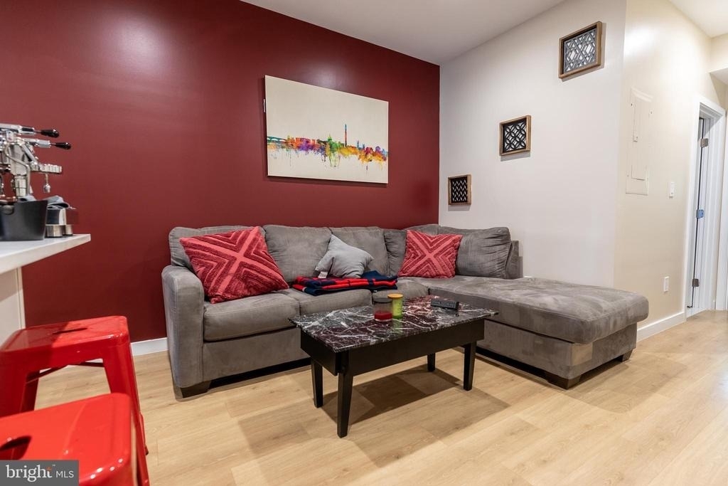839 19th Street Ne - Photo 2