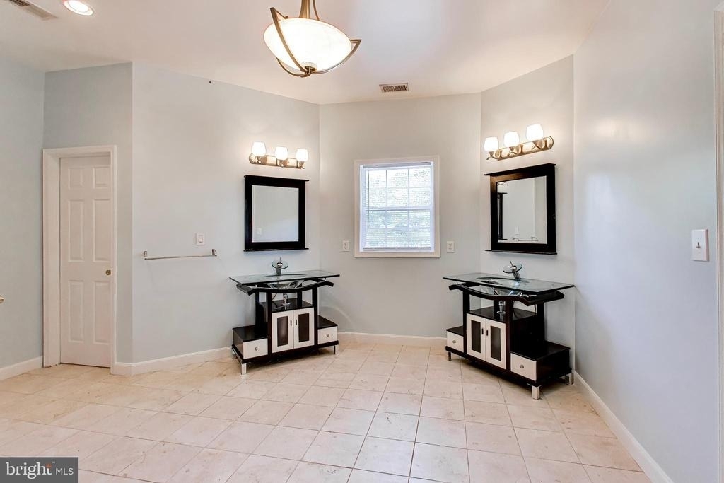 5713 Eads Street Ne - Photo 23