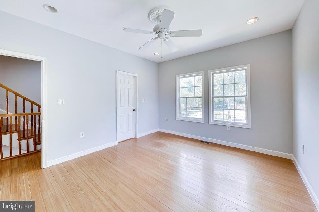 5713 Eads Street Ne - Photo 13