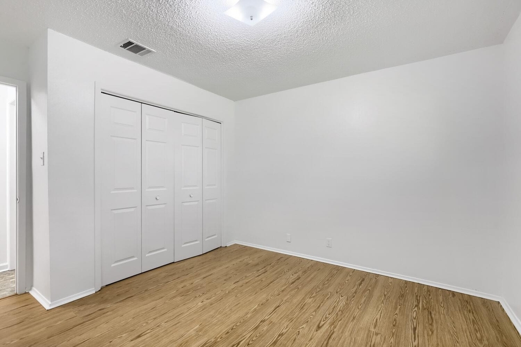 10710 Topperwein Dr - Photo 11