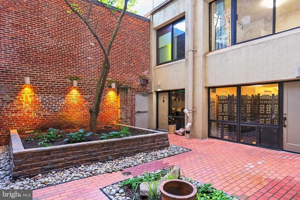 1615 Q Street Nw - Photo 3