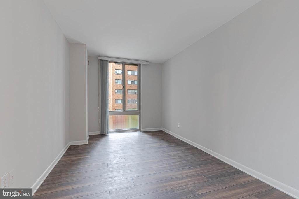 950 25th Street Nw - Photo 12