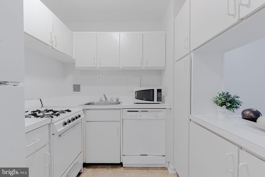 950 25th Street Nw - Photo 4
