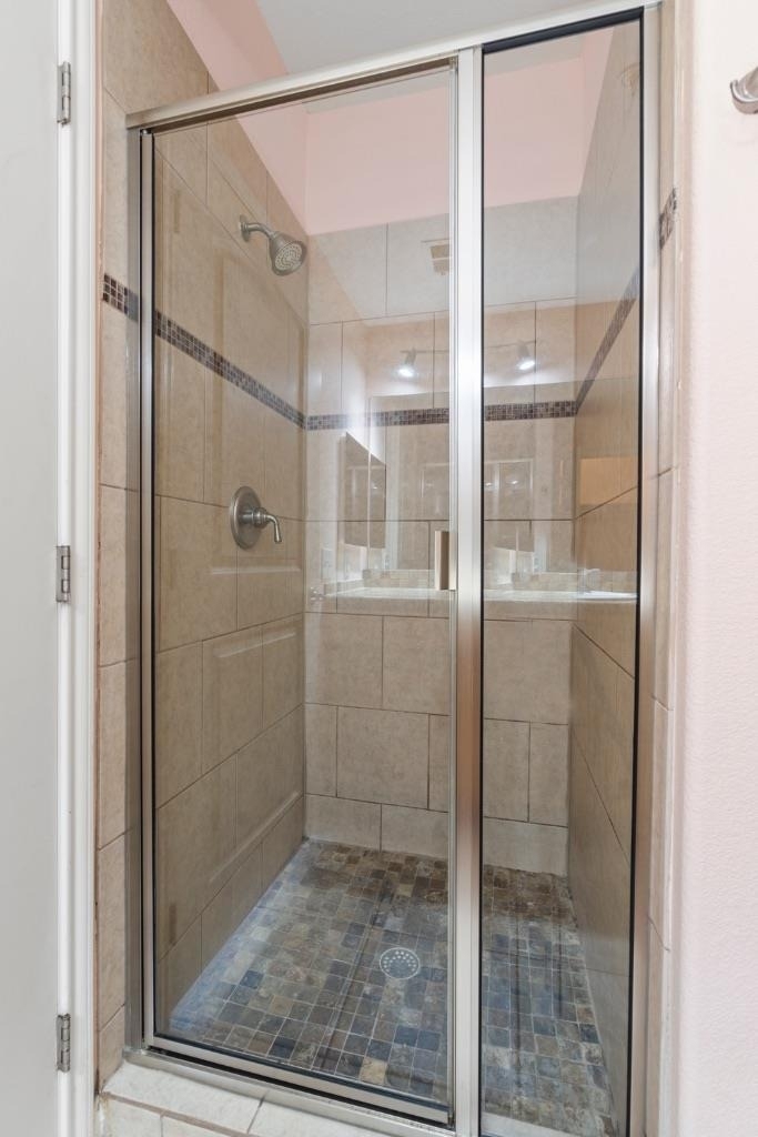 6810 Deatonhill Dr - Photo 10