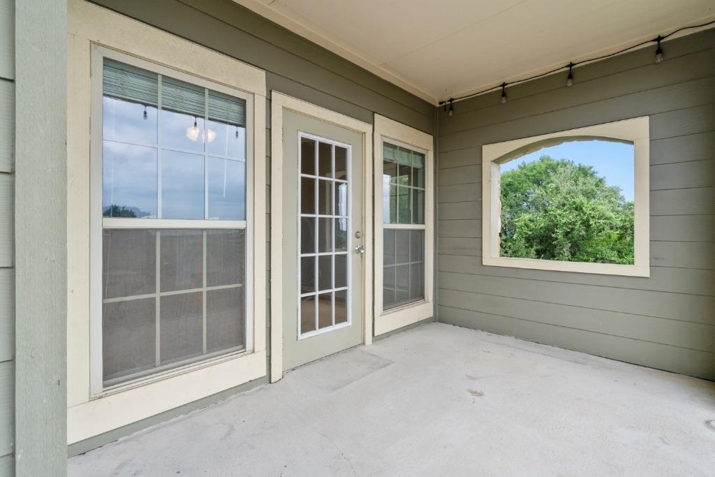 6810 Deatonhill Dr - Photo 16