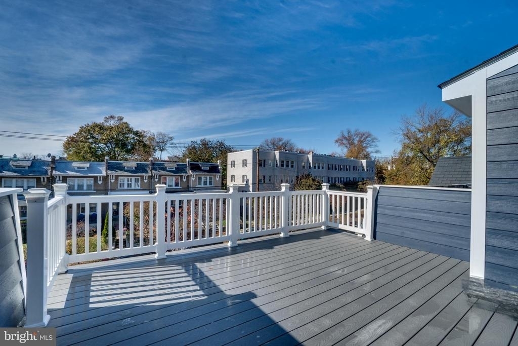 5311 7th Street Nw - Photo 10