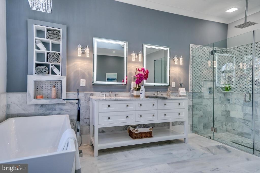5311 7th Street Nw - Photo 2