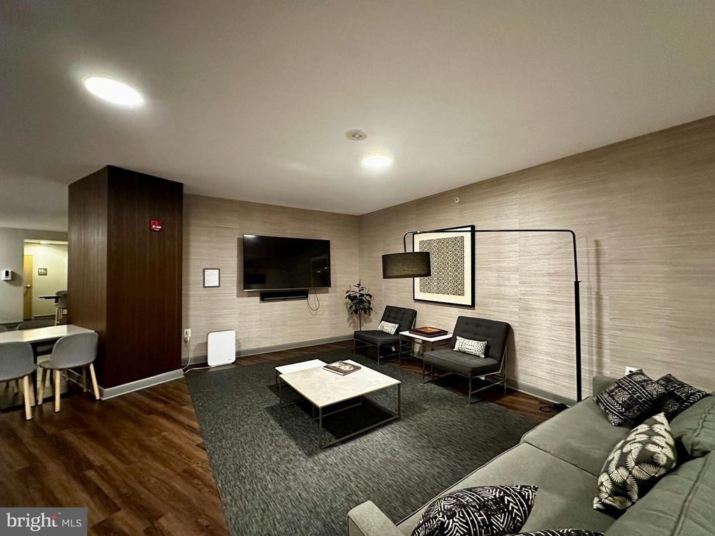 400 Massachusetts Avenue Nw - Photo 27