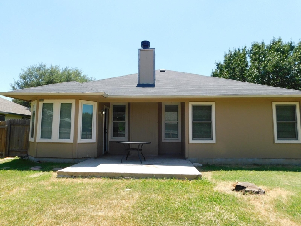 1104 Winecup Ct - Photo 15