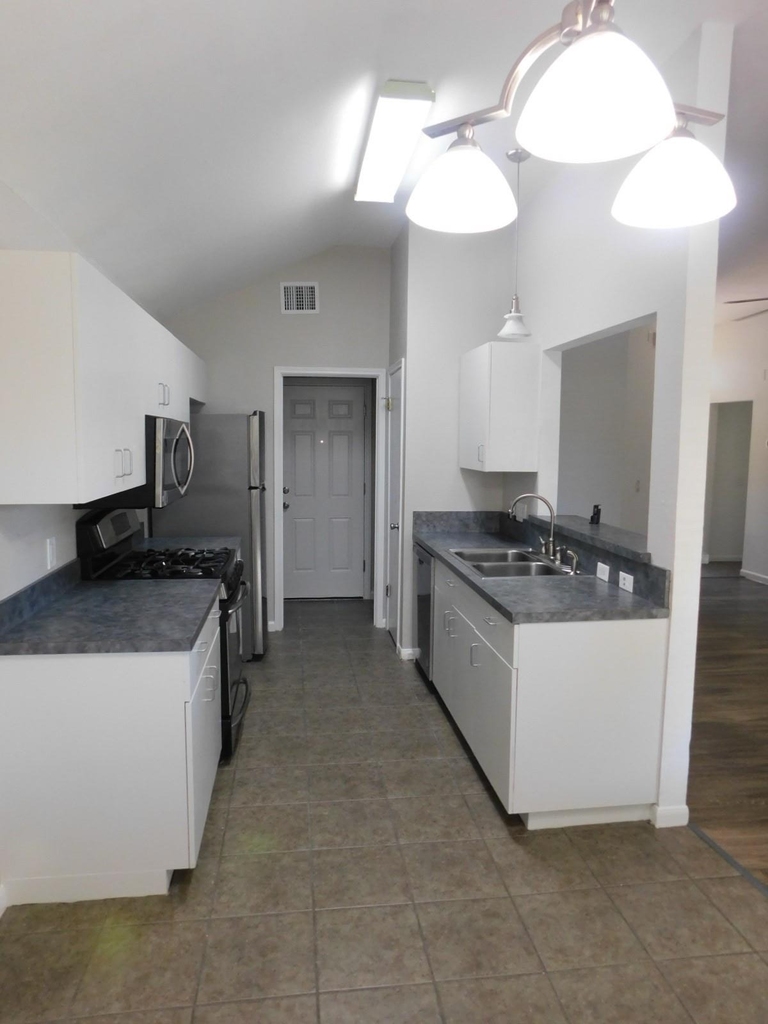 1104 Winecup Ct - Photo 19