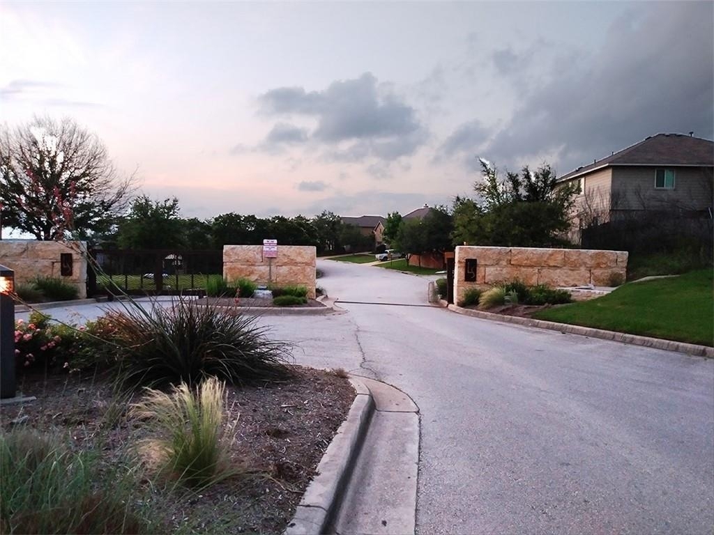 348 Stone View Trl - Photo 26