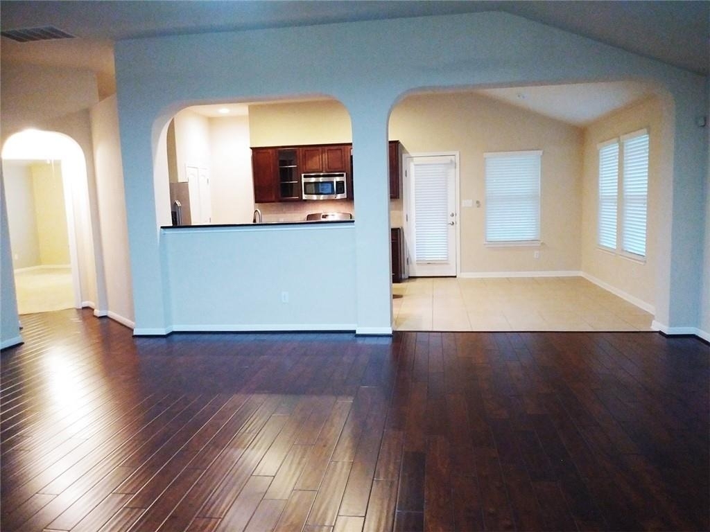 348 Stone View Trl - Photo 4