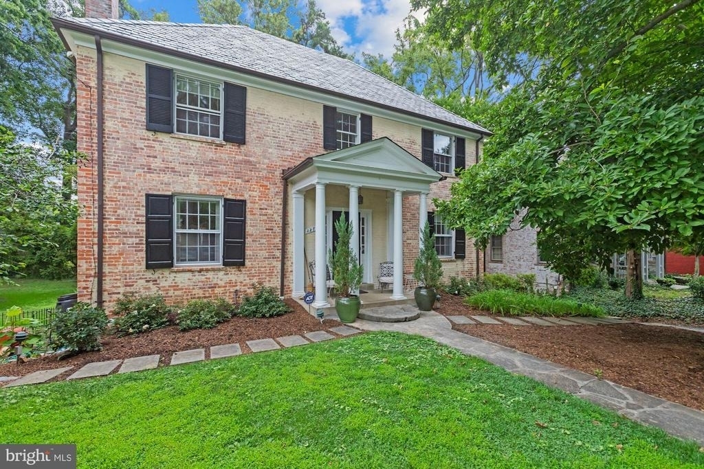 3273 Worthington Street Nw - Photo 1