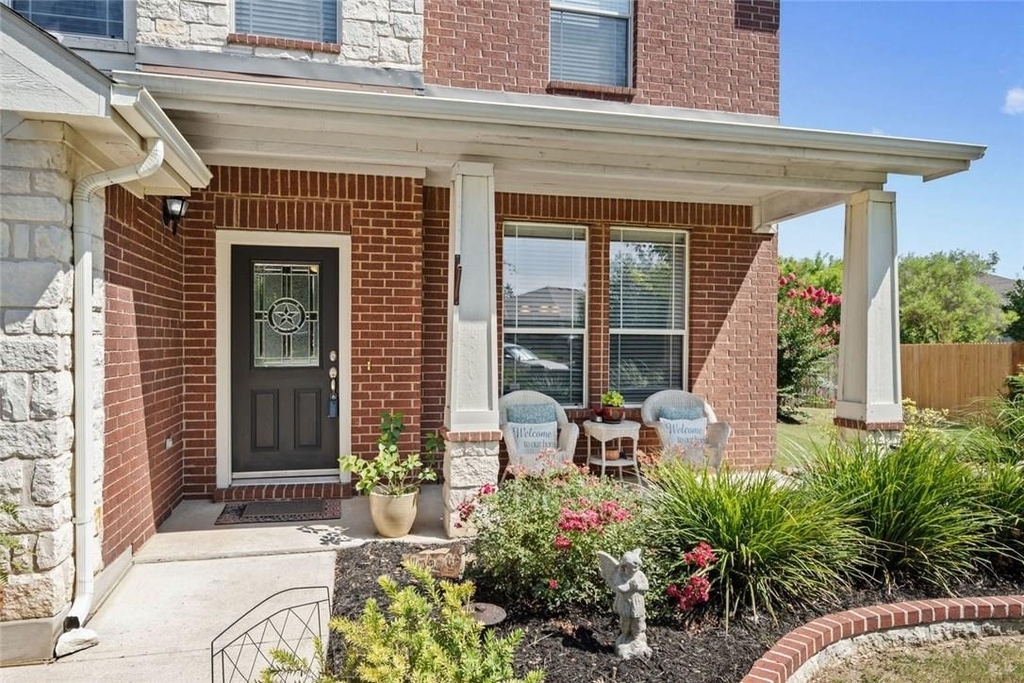 153 Crizer Ct - Photo 1