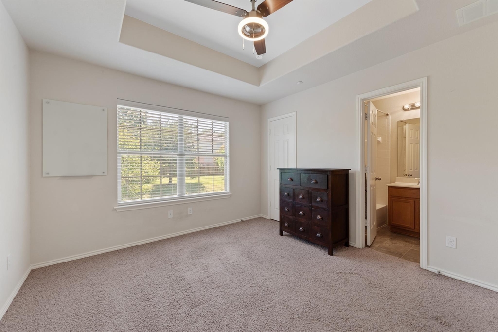 1310 W Parmer Ln - Photo 13