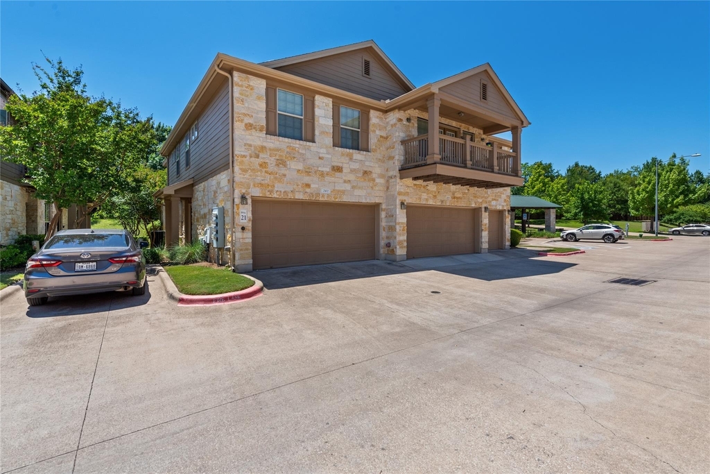 1310 W Parmer Ln - Photo 24
