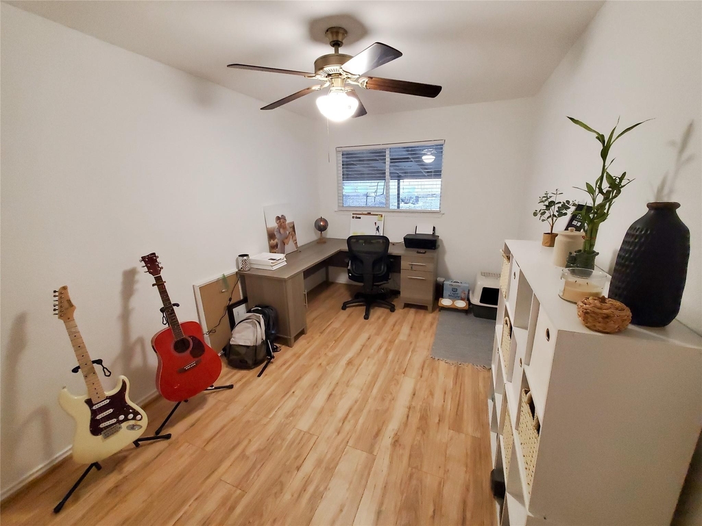 924 Acorn Oaks Dr - Photo 11