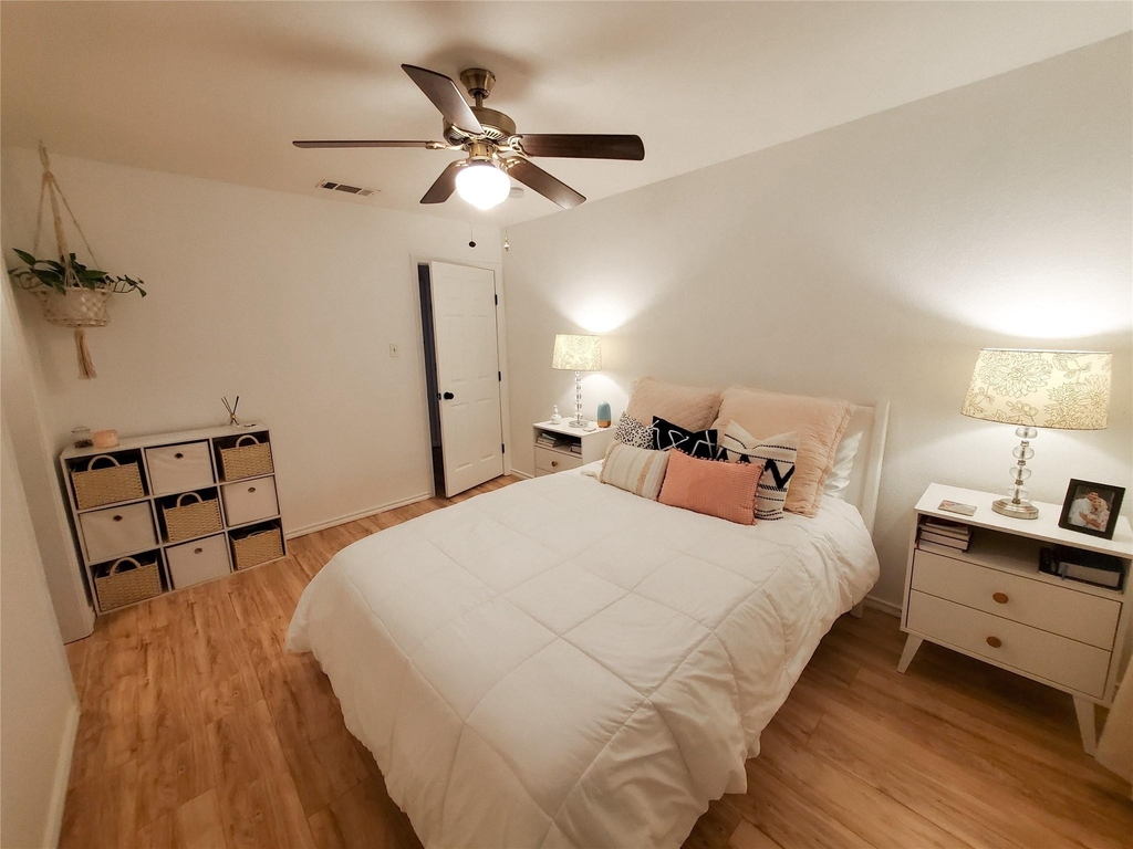 924 Acorn Oaks Dr - Photo 9