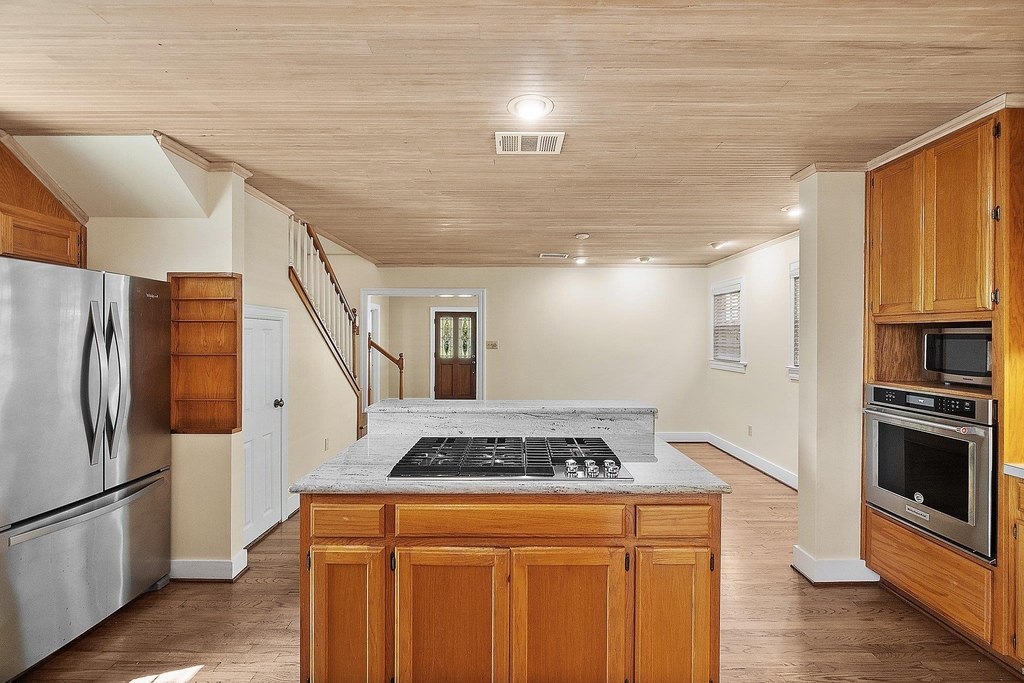 1700 Virginia Ave - Photo 10