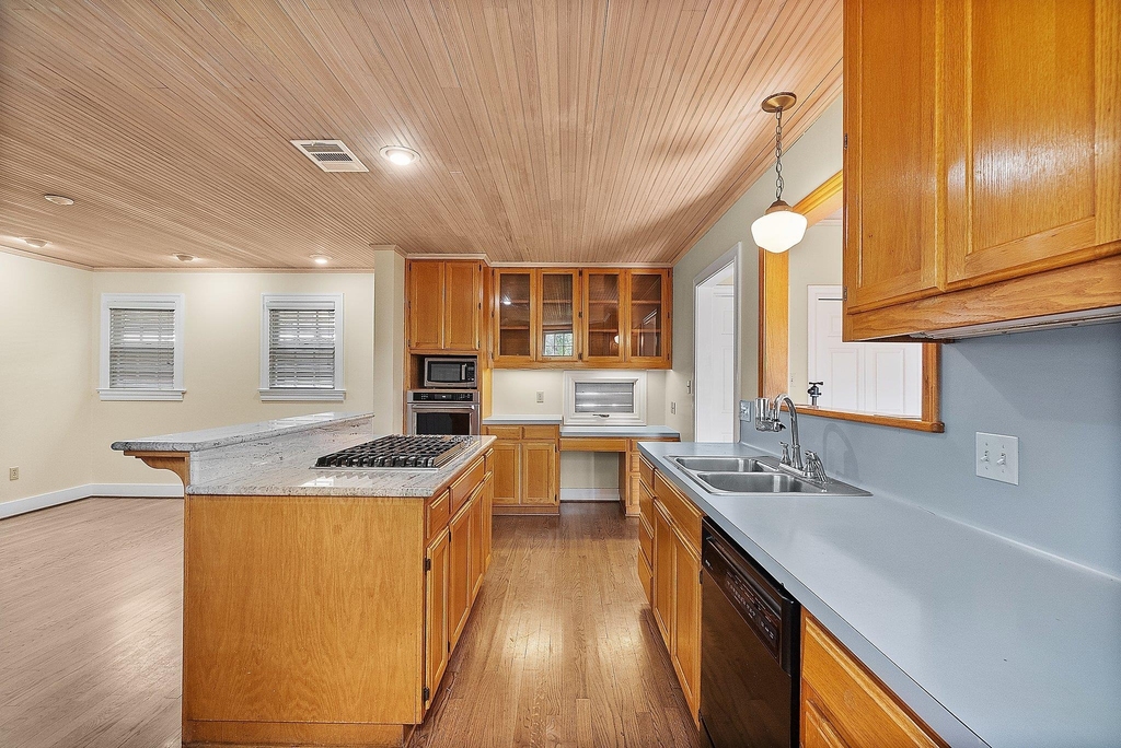 1700 Virginia Ave - Photo 9