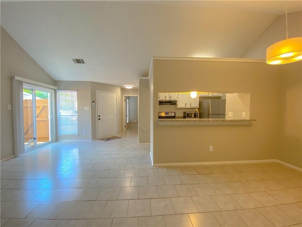 11908 Sunhillow Bnd - Photo 6